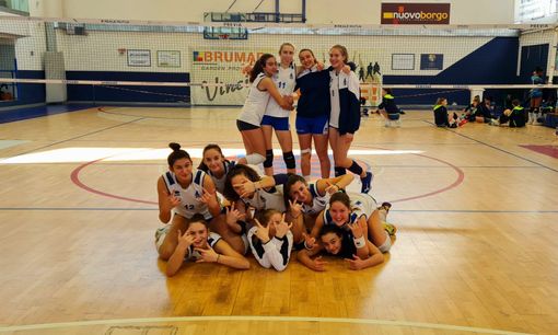 Le ragazze del Club76 Playasti che disputa la serie C Le ragazze del Club76 Playasti che disputa la serie C