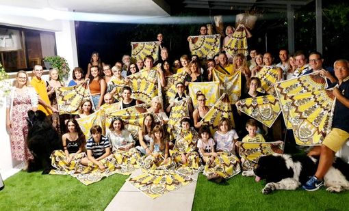 Verso il Palio: presentato il nuovo fazzoletto del Rione San Silvestro Verso il Palio: presentato il nuovo fazzoletto del Rione San Silvestro