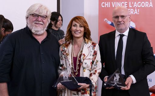 Da sx: Giuseppe Urso, Consigliere del Club Dirigenti Marketing; Stefania Bongiovanni, Creative Director &amp; Founder Ego NewCom; Luigi Barbero, presidente Ente Turismo Langhe Monferrato Roero