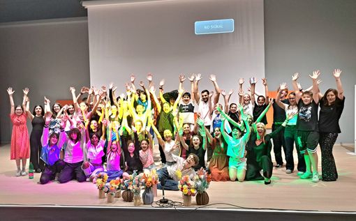 Lo spettacolo della Jona