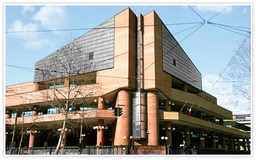 Il Palazzo di Giustizia di Torino Il Palazzo di Giustizia di Torino