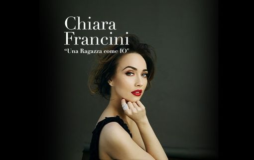 Chiara Francini ritratta in un'immagine promozionale dello spettacolo in scena a Moncalvo Chiara Francini ritratta in un'immagine promozionale dello spettacolo in scena a Moncalvo