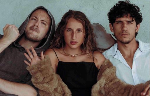 Castagnole delle Lanze, a teatro con "Giochi di ruolo" per ridere e fare comunità