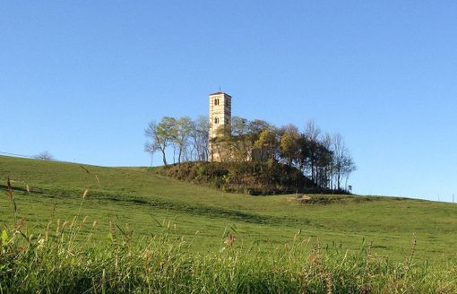 Montechiaro d'Asti, chiesa romanica dei santi Nazario e Celso Montechiaro d'Asti, chiesa romanica dei santi Nazario e Celso