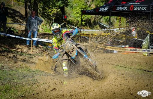 Campionato regionale enduro: pioggia di primi posti per i piloti del moto club Alfieri