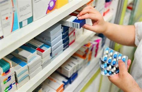 Carenza di farmaci anche nelle farmacie astigiane. Quali le motivazioni e le soluzioni? "Non fate scorta di medicine"