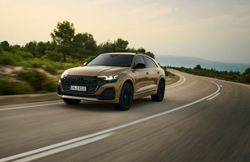 Alcune immagini della Ausi Q8 SUV