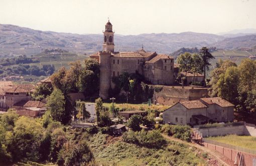 Calosso (ph. Osservatorio del Paesaggio)