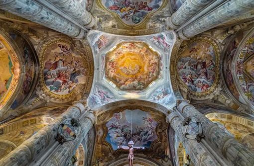 La volta affrescata del Duomo di Asti