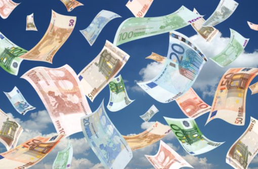 Continua la "pioggia" di fondi dalla Regione: 7,5 milioni di euro alle associazioni culturali Continua la "pioggia" di fondi dalla Regione: 7,5 milioni di euro alle associazioni culturali