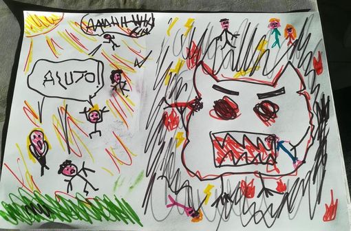 Anche un &quot;mostro mangiacovid&quot; alla festa di fine anno scolastico a Casale