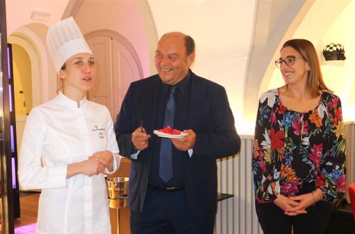 La pasticcera Alice Vialetto con Claudio Porchia e Silvia Parodi La pasticcera Alice Vialetto con Claudio Porchia e Silvia Parodi