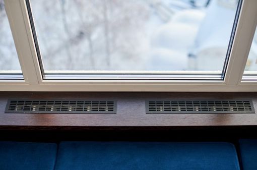 Come migliorare l’aerazione e la luminosità di taverne e cantine con una bocca di lupo moderna