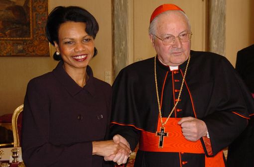 Il cardinal Sodano con Condoleeza Rice nel 2005
