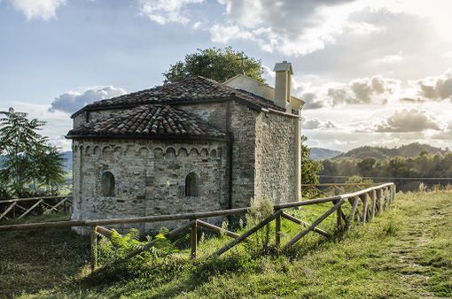 La chiesa di San Michele, nel nuovo comune di Moransengo- Tonengo