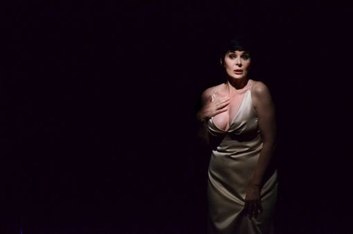 Foto di scena di Fragments, im programma questa sera al Palco 19 Foto di scena di Fragments, im programma questa sera al Palco 19