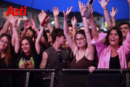 La Barbera Incontra compie dieci anni: a San Damiano d’Asti quattro giorni di musica, vino e incontri tra le colline patrimonio Unesco La Barbera Incontra compie dieci anni: a San Damiano d’Asti quattro giorni di musica, vino e incontri tra le colline patrimonio Unesco