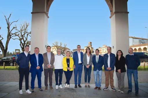 Moncalvo Viva boccia il primo anno della Giunta Musumeci: "Promesse non mantenute, la città è ferma"