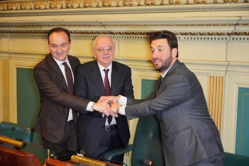 Il presidente della Regione Piemonte Alberto Cirio, il prefetto di Torino Donato Cafagna e l'assessore alla Sanità Federico Riboldi Il presidente della Regione Piemonte Alberto Cirio, il prefetto di Torino Donato Cafagna e l'assessore alla Sanità Federico Riboldi