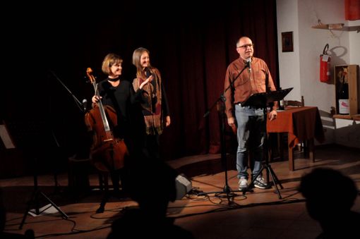 Domenica 10 ottobre ad Antignano lo spettacolo “Storie di paese (storj 'd pais)” Domenica 10 ottobre ad Antignano lo spettacolo “Storie di paese (storj 'd pais)”