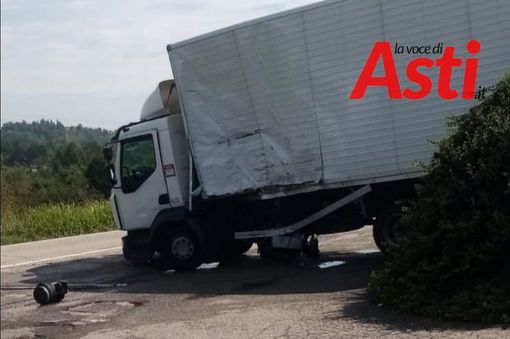 Incidente tra due mezzi pesanti in frazione Sessant Incidente tra due mezzi pesanti in frazione Sessant