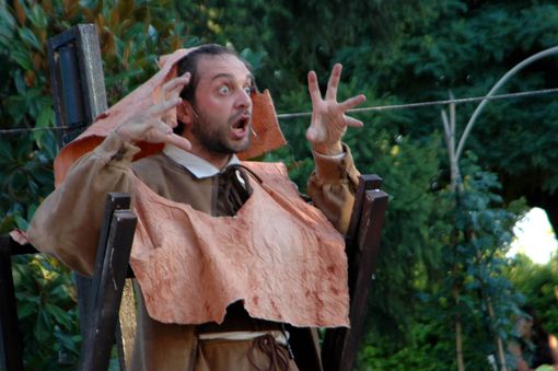 In scena a Baldichieri d’Asti “Renzo Tramaglino, sposo promesso” In scena a Baldichieri d’Asti “Renzo Tramaglino, sposo promesso”