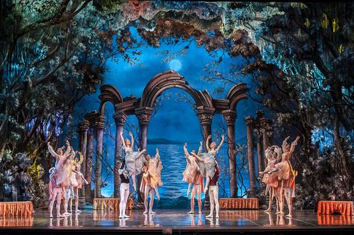 Al Teatro Alfieri di Asti "Il lago dei cigni" con il Balletto di Mosca