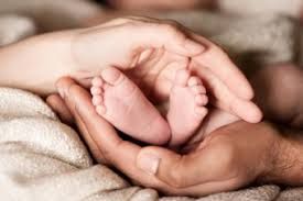 &quot;Lo sviluppo sensoriale del feto e il legame affettivo papà-mamma-bambino&quot;. Un interessante incontro per i neo genitori