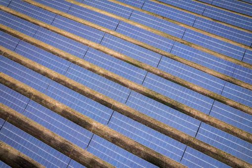 Agrivoltaico: sfatiamo i falsi miti sul Fotovoltaico nei campi Agrivoltaico: sfatiamo i falsi miti sul Fotovoltaico nei campi