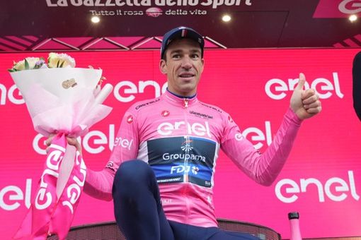 BuonGiro. Il gruppo lascia fare e la Rosa va ad Armirail. A Bergamo una bella incognita BuonGiro. Il gruppo lascia fare e la Rosa va ad Armirail. A Bergamo una bella incognita