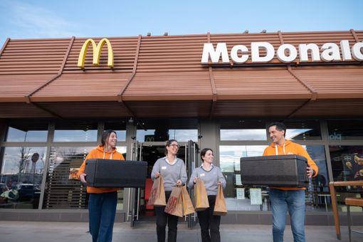 Ad Asti McDonald’s e Fondazione Ronald McDonald donano 40 pasti caldi a settimana a chi è in difficoltà