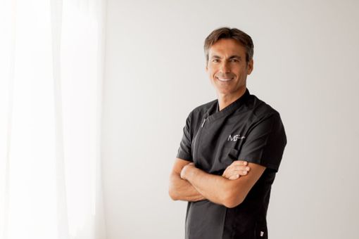 Il dentista Marco Chiellini, che lavora ad Asti, tra i premiati dell’Italian Reputation Award Il dentista Marco Chiellini, che lavora ad Asti, tra i premiati dell’Italian Reputation Award