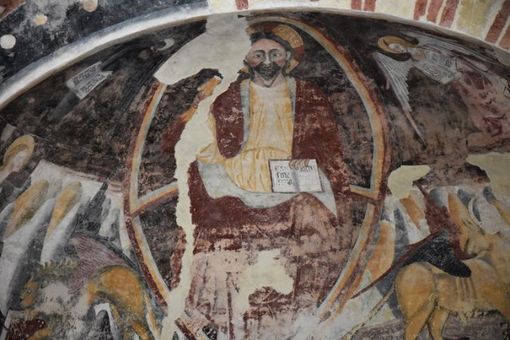 Un dettaglio pittorico della pieve
