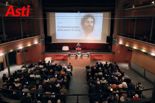 Anche i testimoni di Geova astigiani in congresso questo fine settimana a Cameri (Novara) Anche i testimoni di Geova astigiani in congresso questo fine settimana a Cameri (Novara)