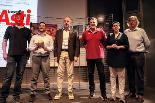 La conferenza di presentazione (Merfephoto)