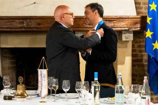Passaggio del collare tra Mela e Bazzano Passaggio del collare tra Mela e Bazzano