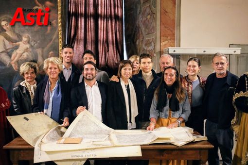 Le immagini della cerimonia di donazione (Merphefoto) Le immagini della cerimonia di donazione (Merphefoto)