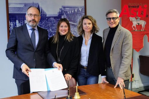 Il sindaco Rasero con gli assessori Bologna, Morra e Galvagno (ph. Merfephoto - Efrem Zanchettin) Il sindaco Rasero con gli assessori Bologna, Morra e Galvagno (ph. Merfephoto - Efrem Zanchettin)