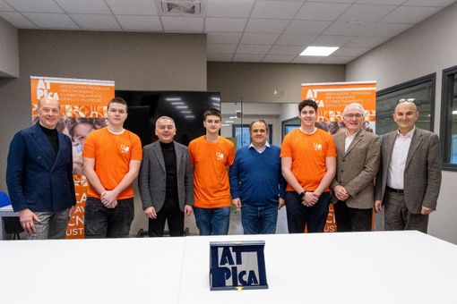Alcuni protagonisti del progetto tra Atpica e Artom Alcuni protagonisti del progetto tra Atpica e Artom