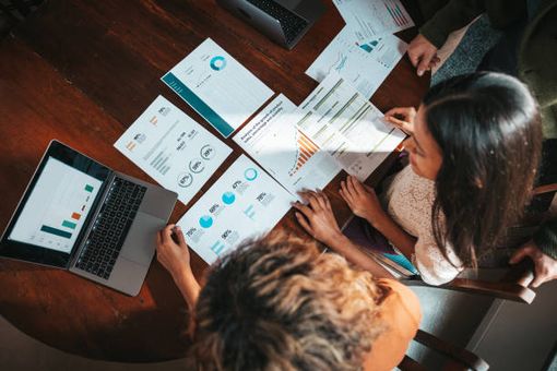 Il peso della stretta creditizia sulle imprese del Piemonte: oltre tre miliardi di extracosti bancari Il peso della stretta creditizia sulle imprese del Piemonte: oltre tre miliardi di extracosti bancari