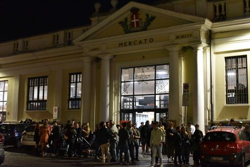 Asti si accende con “Jungla Urbana”: musica, creatività e sapori questa sera al Mercato Coperto