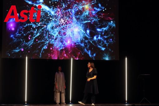 Immagini dello spettacolo e del successivo talk (per tutte le immagini Ph. Merfephoto - Efrem Zanchettin) Immagini dello spettacolo e del successivo talk (per tutte le immagini Ph. Merfephoto - Efrem Zanchettin)