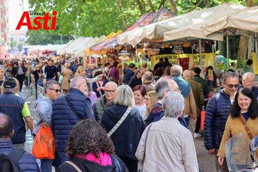Un'immagine (ph. Merfephoto - Efrem Zanchettin) dell'edizione 2025 della Fiera Carolingia