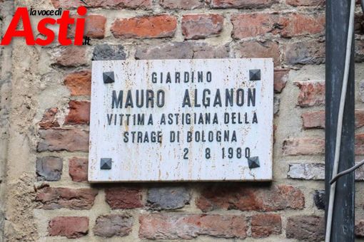 Targa commemorativa dedicata a Mauro Alganon (ph. Efrem Zanchettin) Targa commemorativa dedicata a Mauro Alganon (ph. Efrem Zanchettin)