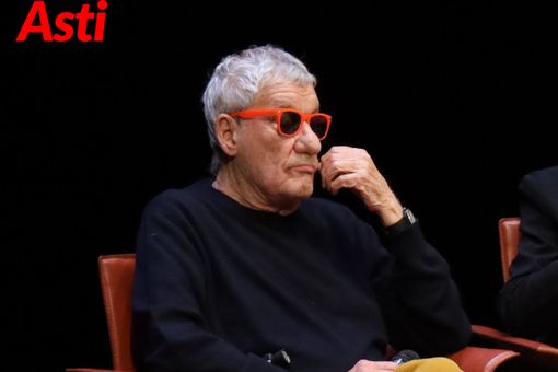 Il maestro Conte alla presentazione della mostra Il maestro Conte alla presentazione della mostra