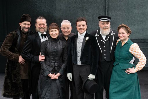 La stagione di prosa dell'Alfieri prosegue con i tre atti unici di Čechov La stagione di prosa dell'Alfieri prosegue con i tre atti unici di Čechov