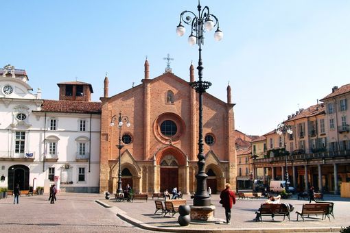 "Le Atl di Asti e Alba unite, stanno dando i primi frutti". Così l'assessore al Turismo Bologna dopo la pubblicazione di Forbes "Le Atl di Asti e Alba unite, stanno dando i primi frutti". Così l'assessore al Turismo Bologna dopo la pubblicazione di Forbes