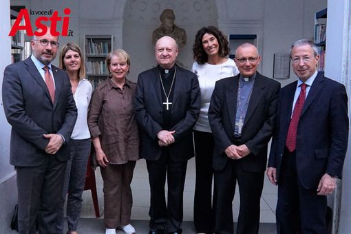 Alcuni scatti della lectio tenuta dal cardinal Ravasi (ph. Merfephoto - Efrem Zanchettin), nelle immagini successive momenti della visita dell'eminente studioso alla Sinagoga cittadina (ph. Franco Rabino) Alcuni scatti della lectio tenuta dal cardinal Ravasi (ph. Merfephoto - Efrem Zanchettin), nelle immagini successive momenti della visita dell'eminente studioso alla Sinagoga cittadina (ph. Franco Rabino)