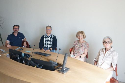 Nella foto, da sinistra a destra: l'arch. Luca Ottaviani (vicepresidente dell'Ordine), l'arch. Raffaele Fusco (presidente dell'Ordine), la dirigente scolastica Maria Stella Perrone e la professoressa Gianna Gandini Nella foto, da sinistra a destra: l'arch. Luca Ottaviani (vicepresidente dell'Ordine), l'arch. Raffaele Fusco (presidente dell'Ordine), la dirigente scolastica Maria Stella Perrone e la professoressa Gianna Gandini
