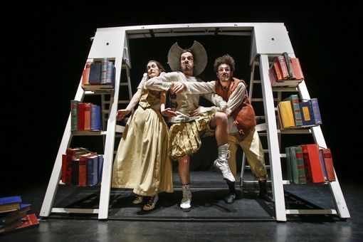 A San Damiano si va a scuola a teatro: ragazzi a lezione grazie alla rappresentazione dei grandi classici